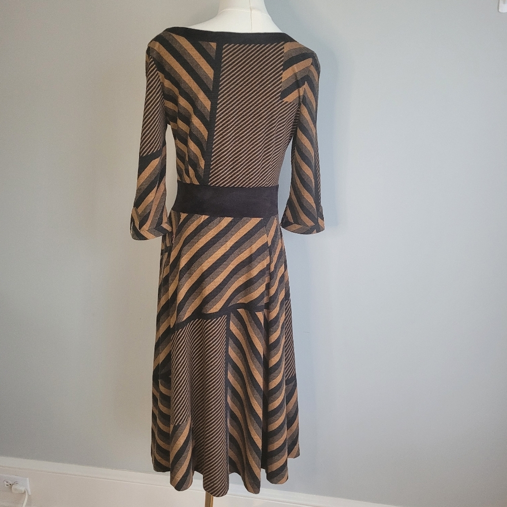 Hazel MODCLOTH Fit and Flare Knit Dress Size L - Picture 4 of 7
